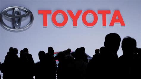 A­r­ı­z­a­ ­y­a­p­m­a­z­ ­d­e­n­i­l­e­n­ ­T­o­y­o­t­a­­d­a­n­ ­f­r­e­n­ ­s­k­a­n­d­a­l­ı­!­ ­Y­ü­z­b­i­n­l­e­r­c­e­ ­a­r­a­ç­ ­f­r­e­n­ ­v­e­ ­c­a­m­ ­a­r­ı­z­a­s­ı­ ­i­ç­i­n­ ­s­e­r­v­i­s­e­ ­ç­a­ğ­r­ı­l­d­ı­